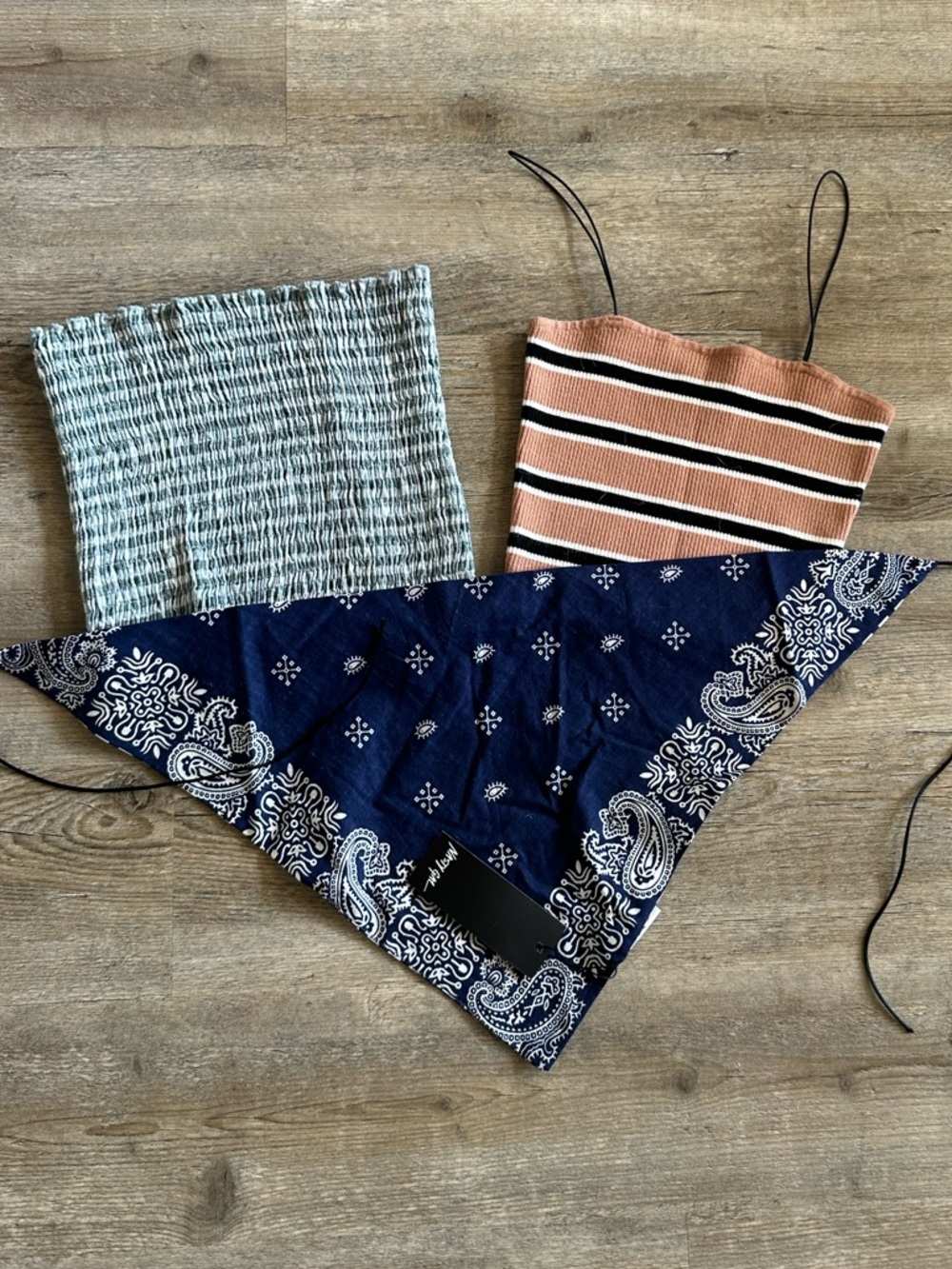 Lot of 3 crop tops- NWT Nasty Gal, Pacsun Kylie & Kendall